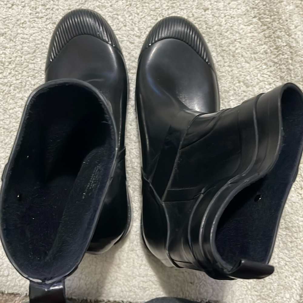 COACH - rain boots - 6.5 - Picture 6 of 7